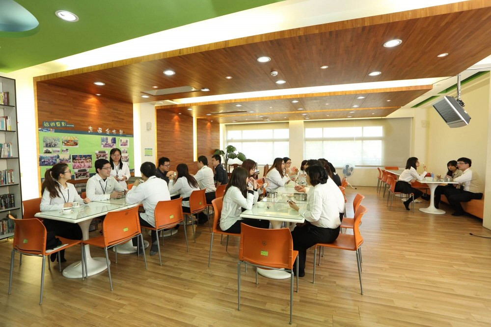 夥伴員工餐廳